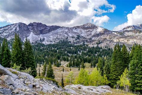 Hikes in Little Cottonwood Canyon - ETB Travel Photography