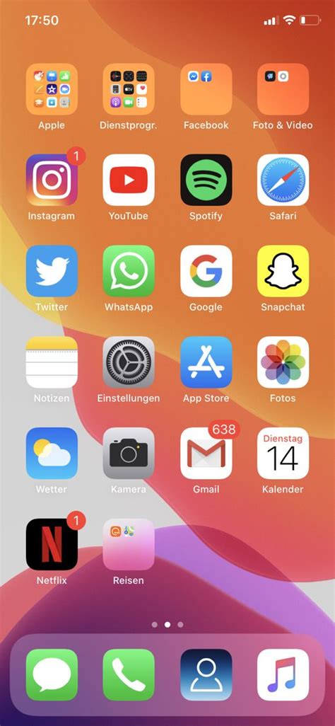 Personalize Your iPhone XR Homescreen