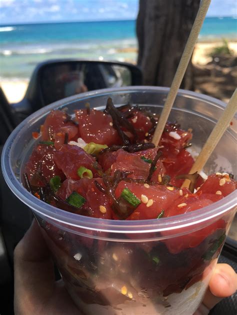 [I ate] a Traditional Hawaiian Poke Bowl. : r/food