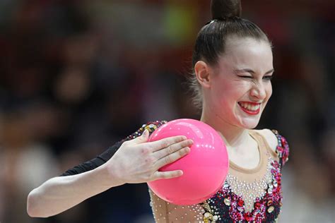 Landesleistungszentrum Schmiden: Rhythmische Sportgymnastik Gold und Bronze für Varfolomeev