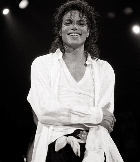 🔥 [16+] Michael Jackson Wallpapers Smile | WallpaperSafari