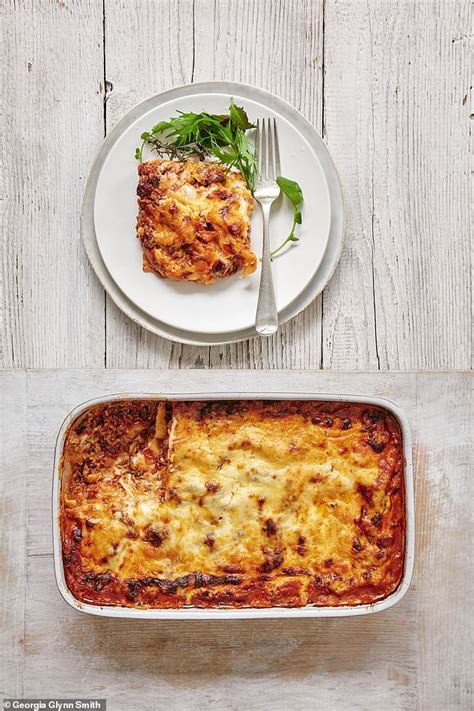 Mary Berry Classic: Classic lasagne | Daily Mail Online