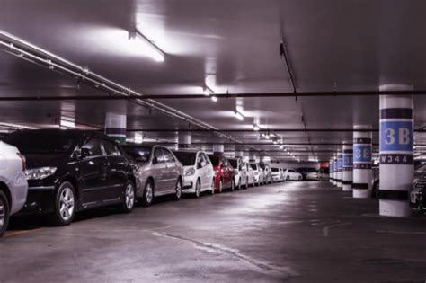 Who’s to Blame in Parking Lot Accidents? - WorkingManLaw Blog