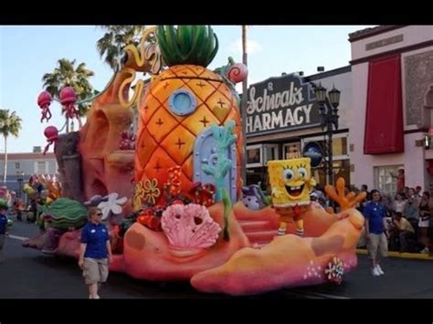 Full Universal's Superstar Parade starring Despicable Me, SpongeBob, Dora and Hop - YouTube