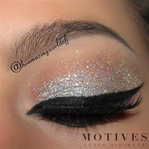 @theamazingworldofj | Silver glitter eye makeup, Glitter eye makeup, Makeup