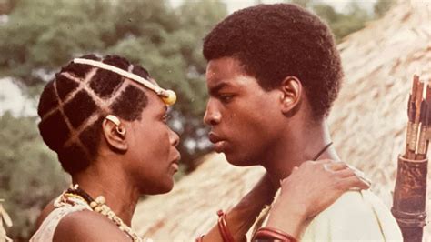 LeVar Burton Remembers 'Roots' Co-Star Cicely Tyson: 'She Was Royalty ...