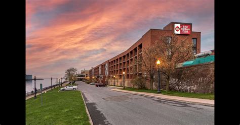 Best Western Plus Oswego Hotel and Conference Center in Oswego, the ...