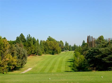 Golf Course Review: Knollwood Country Club, Granada Hills, California