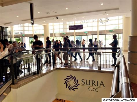 Suria KLCC to Aquaria KLCC - Underground Tunnel or via KLCC Park?