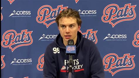 Connor Bedard Post Game Interview - YouTube