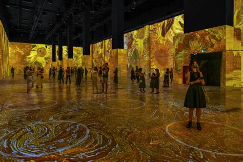 ‘Immersive Van Gogh’ Exhibit Will Let You Step Inside the Art