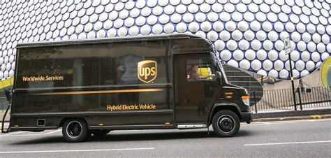 UPS introduces ‘groundbreaking’ hybrid electric delivery trucks - Electric & Hybrid Vehicle ...