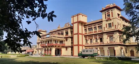 HSS - Welcome | Indian Institute of Technology (BHU)