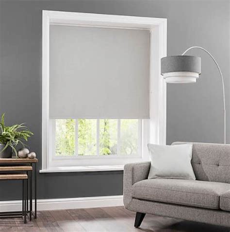 Discover Comfort: Blackout Roller Blinds for Light Control