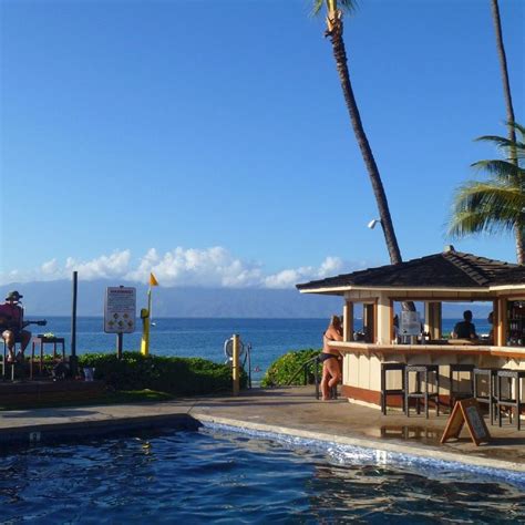 Royal Lahaina Resort Beach Bar - Ka'anapali, Maui, HI - Maui Happy Hours