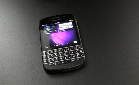 Blackberry Q10 Full Specs and Review