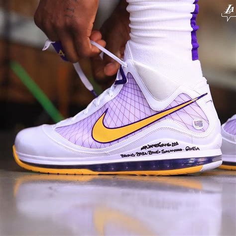 Sale > lebron james 7 shoes lakers > in stock