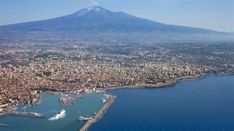 Mount Etna, IT holiday rentals: villas & more | Vrbo