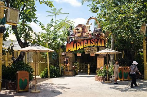 Madagascar: A Crate Adventure | Dejiki.com