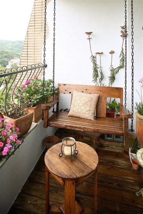 11 Lovely small balcony decorating ideas