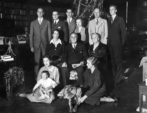 Franklin Roosevelt Family On Christmas by Everett