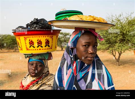 Wodaabe women hi-res stock photography and images - Alamy