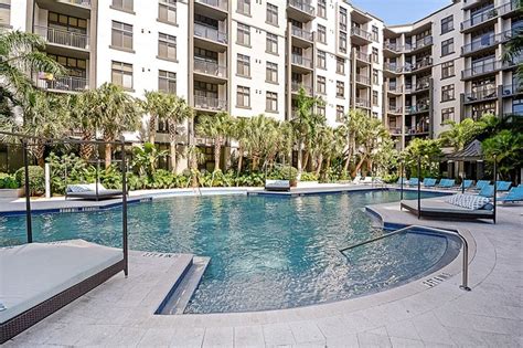 The Manor at Flagler Village Luxury Apartments - Fort Lauderdale, FL ...