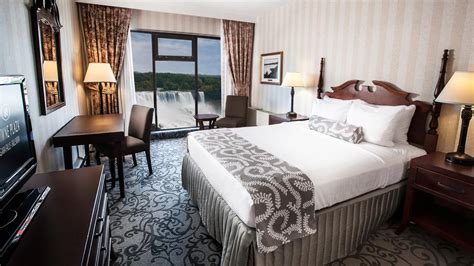 Crowne Plaza Hotel-Niagara Falls/Falls View | Niagara Falls Hotels