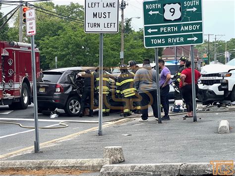 One Extricated, Two Hospitalized Following Accident in Lakewood [PHOTOS] - The Lakewood Scoop