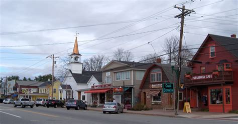 Conway, NH | The Free State Encyclopedia | North conway new hampshire ...