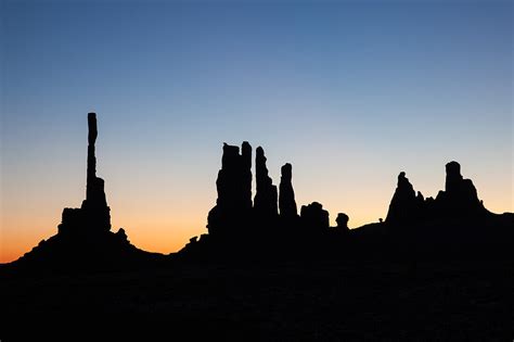 The Totem Pole and the Yei Bi Chei in … – License image – 14123794 lookphotos