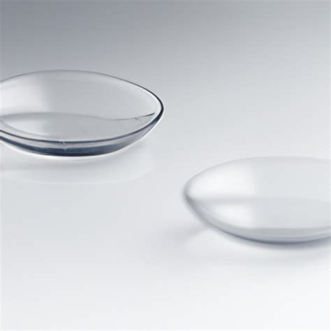 The Benefits Of Hybrid Contact Lenses - Contact Lens Society