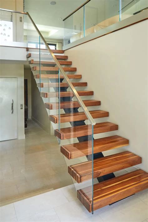 Floating Stairs with Vedera Glass Railing - Viewrail | Home stairs ...