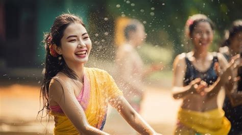 Songkran 2024 Chiang Mai - Fanny Merrilee