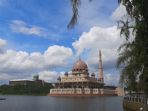 Putrajaya Lake: UPDATED 2020 All You Need to Know Before You Go (with PHOTOS)