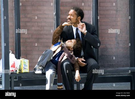 JADEN SMITH, WILL SMITH, THE PURSUIT OF HAPPYNESS, 2006 Stock Photo - Alamy