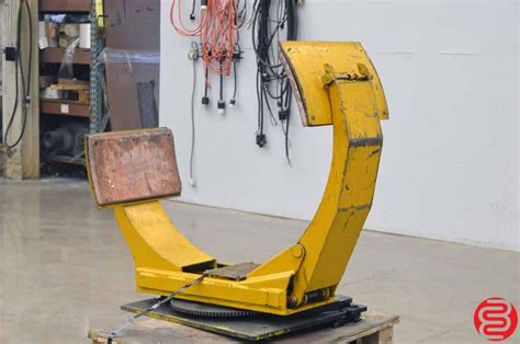 Lot #127: Forklift Attachment Heavy Duty Roll Clamp - WireBids