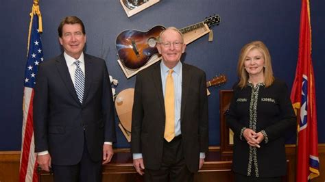 Bill Hagerty sworn in as U.S. Senator for Tennessee