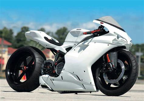 Pin on Bad bikes | Custom sport bikes, Super bikes, Ducati