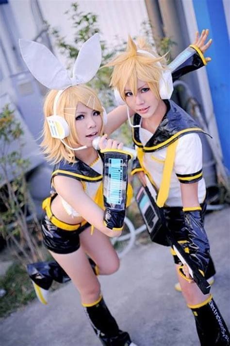 Kagamine Rin Len Cosplay | Cosplay, Rin y len kagamine, Cosplay genial