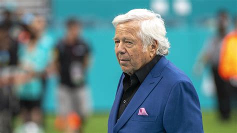 Robert Kraft bothered by New England Patriots' recent playoff failures