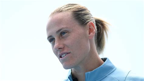 Van Egmond up for Matildas selection fight | 7NEWS