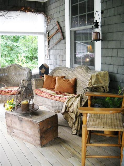 50+ Rustic Farmhouse Porch Decor Ideas to Show Off This Season | Rustic porch, Country porch ...