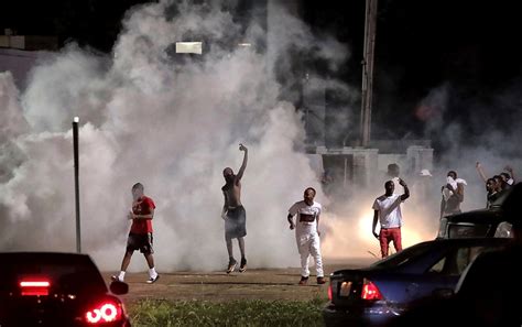 25 officers injured by rock-throwing protesters after fatal Memphis ...