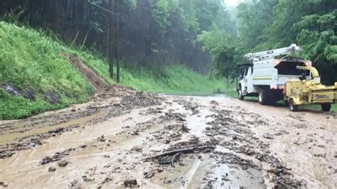 Roads flood in Gatlinburg | Knox News | Scoopnest