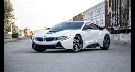 BMW i8 White - Exotic Cars