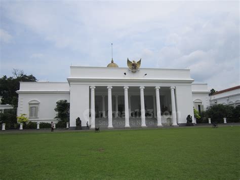 Rumah Orang Kaya Belanda Ini Berubah Jadi Istana Kepresidenan | Rumah123.com