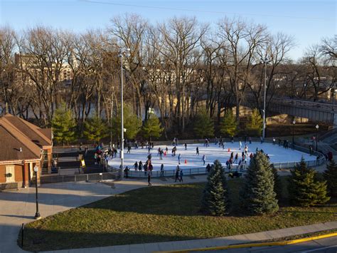 Riverside Skating Center