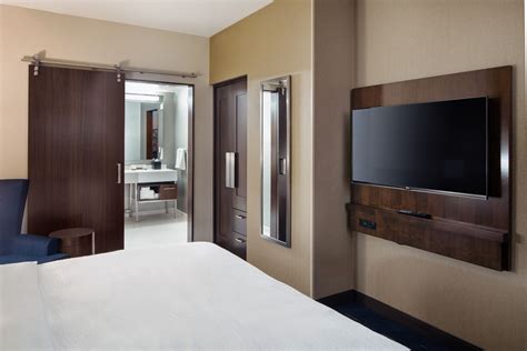 Peek inside the new Embassy Suites Pioneer Square - Curbed Seattle