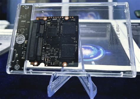 Yuanxin Electronics debuted at Taipei Computer Show: SSD, memory stick, and memory card all ...